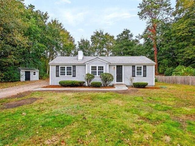 House for sale in Marstons Mills, Barnstable
