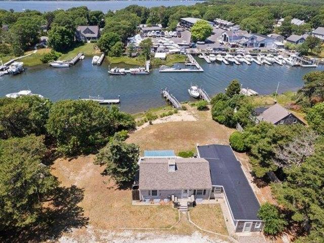House for sale in Mashpee, Massachusetts
