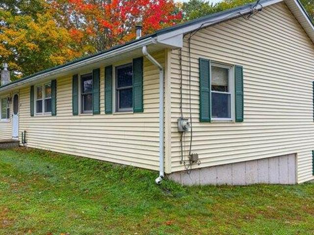 House for sale in Mechanic Falls, Androscoggin County