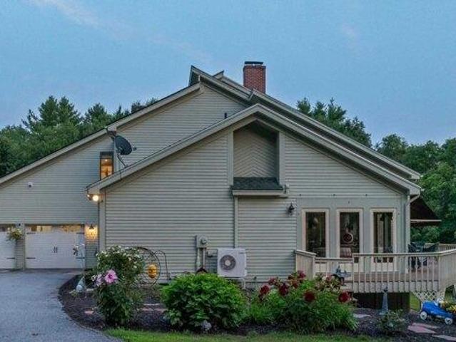 House for sale in Meredith Center, Meredith
