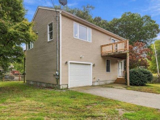 House for sale in Merrimac, Essex County