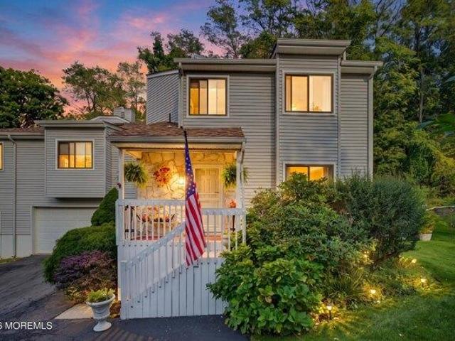House for sale in Kings Landing, Middletown Township