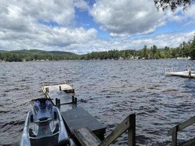House for sale in Milton, Strafford County