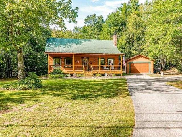 House for sale in Town House, Milton