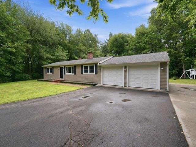 House for sale in Hampden, Massachusetts