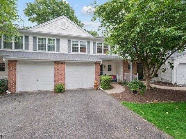 House for sale in Landing, New Jersey