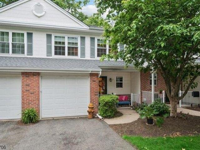 House for sale in Landing, New Jersey