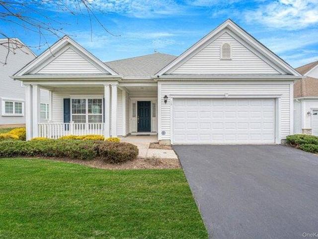 House for sale in Centereach, New York
