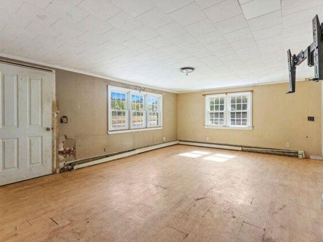House for sale in Naples, Cumberland County
