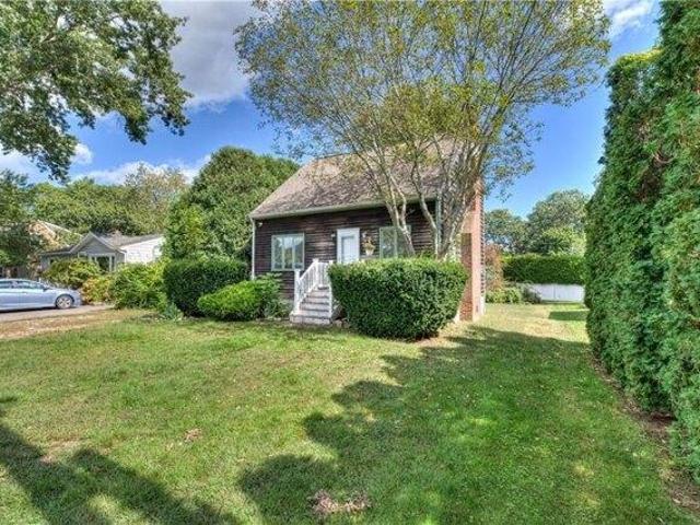 House for sale in Narragansett, South County