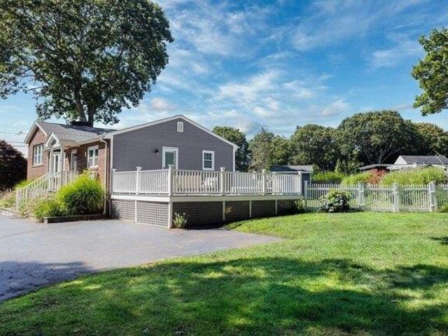 House for sale in Narragansett, South County