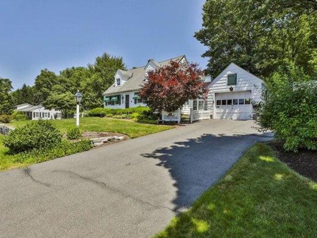 House for sale in New Hampshire