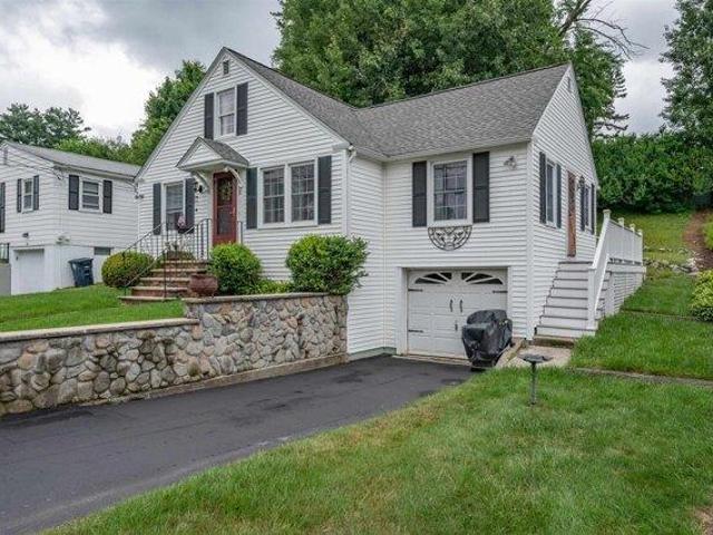 House for sale in New Hampshire