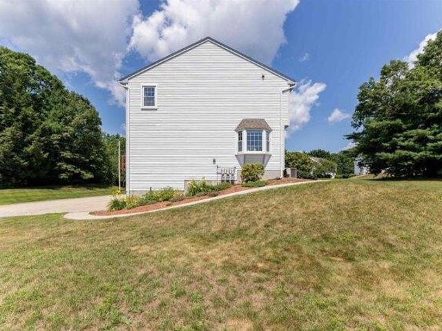 House for sale in New Hampshire