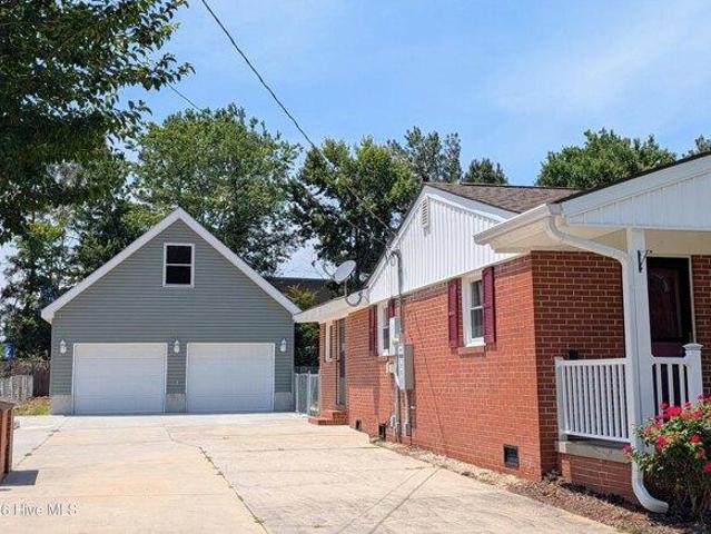 House for sale in Nashville, North Carolina