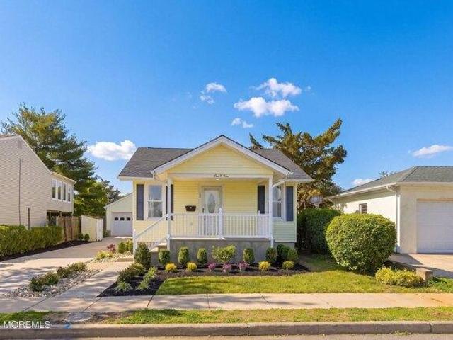 House for sale in Monmouth, New Jersey