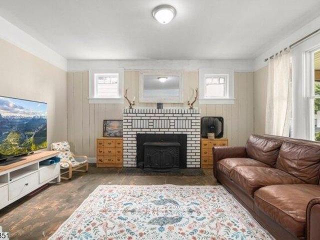 House for sale in Netcong, Morris County