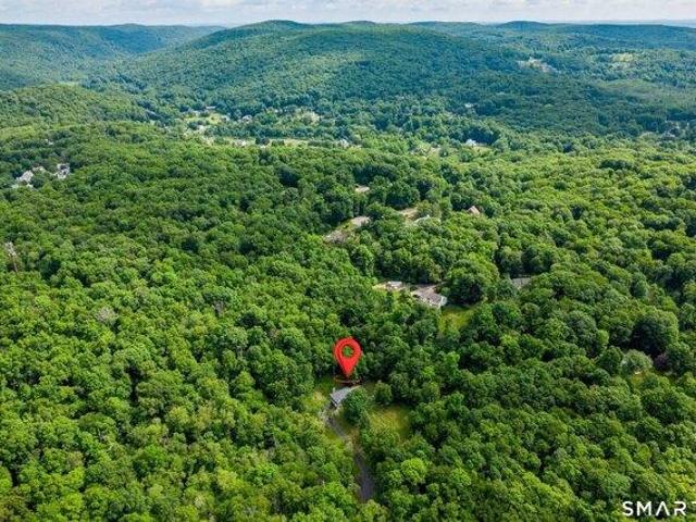House for sale in New Fairfield, Connecticut