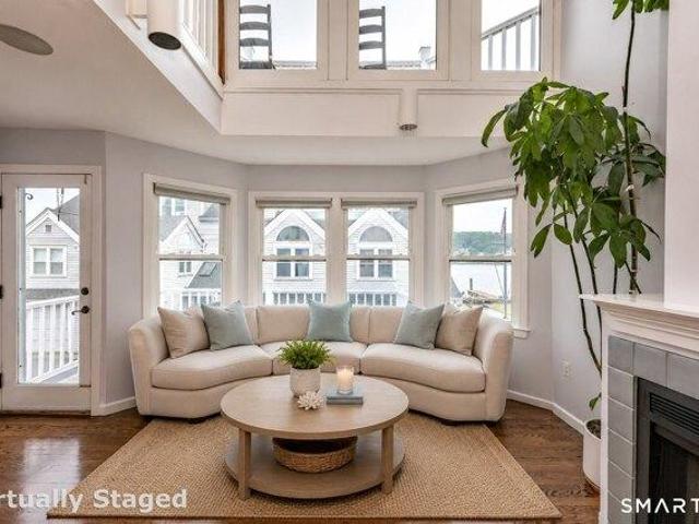 House for sale in Quinnipiac Avenue Historic District, New Haven