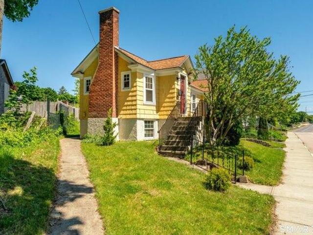 House for sale in New London, Connecticut
