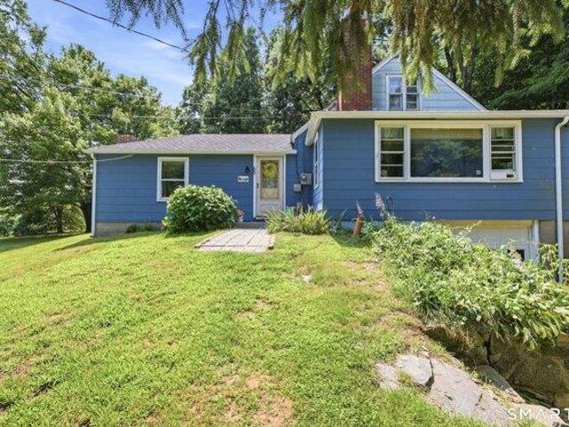 House for sale in Gaylordsville, Connecticut