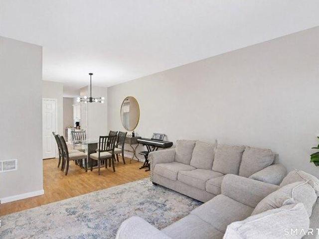 House for sale in Gaylordsville, Connecticut