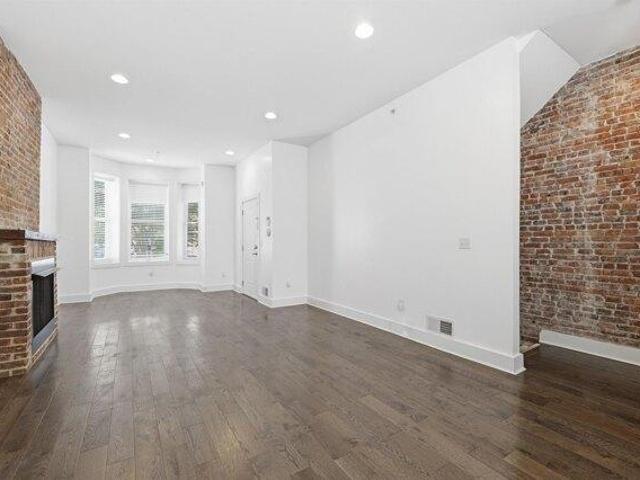 House for sale in Newark, New Jersey