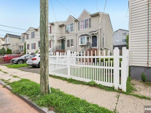 House for sale in Newark, New Jersey
