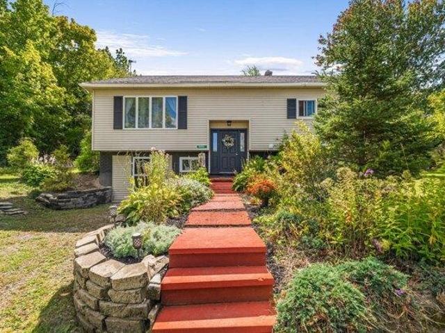 House for sale in Nealeys Corner, Hampden