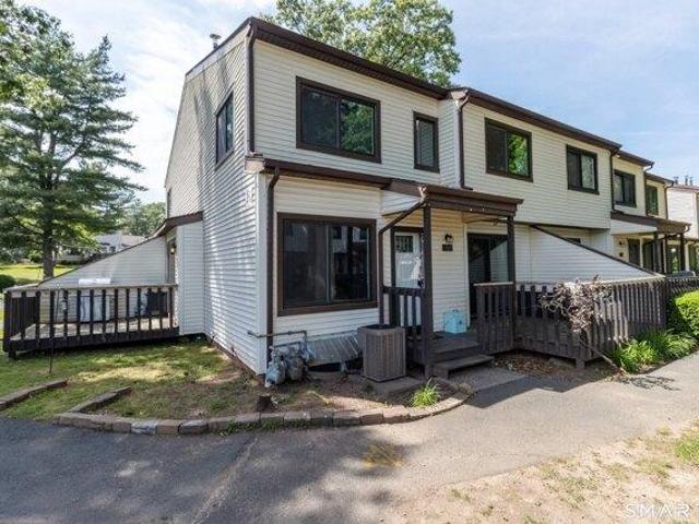 House for sale in Newington, Connecticut