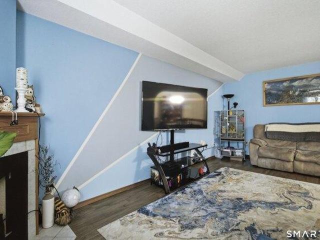 House for sale in Newington, Connecticut