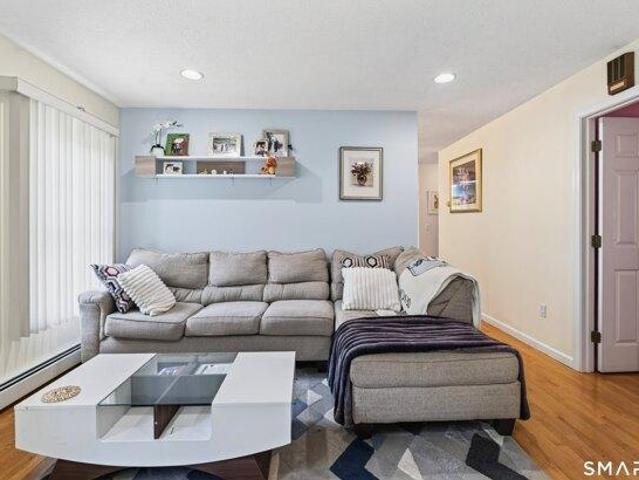 House for sale in Newington, Connecticut