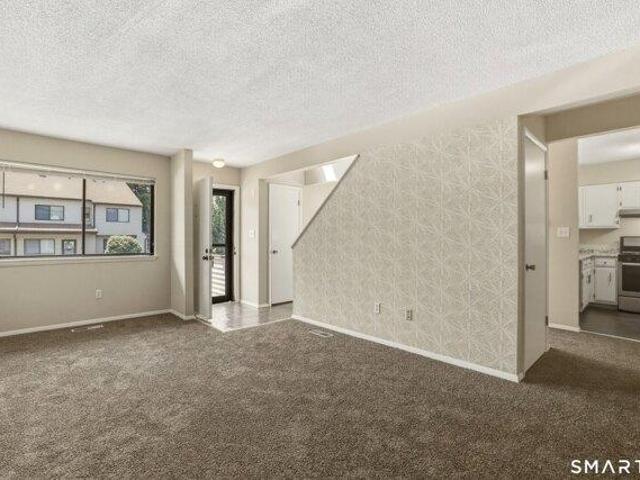 House for sale in Newington, Capitol Planning Region