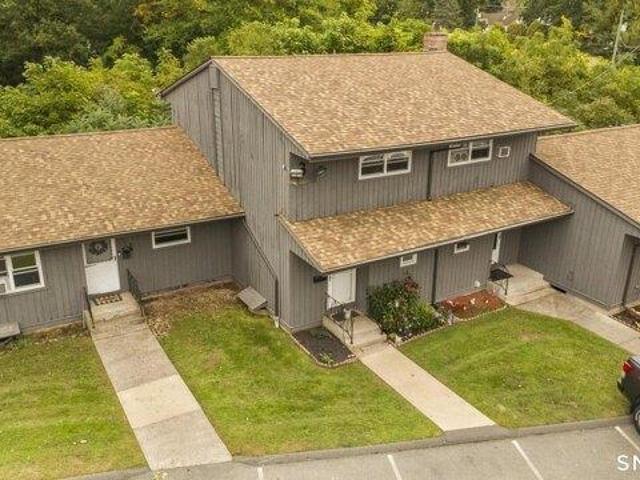 House for sale in Newington, Capitol Planning Region