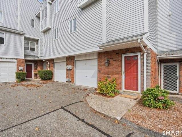 House for sale in Newington, Capitol Planning Region