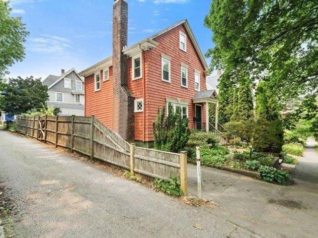 House for sale in Auburndale, Massachusetts