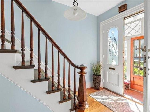House for sale in Newton Upper Falls, Newton