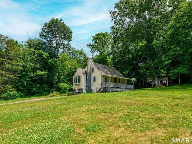 House for sale in Newtown, Connecticut