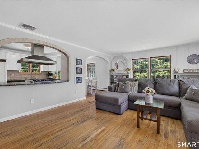 House for sale in Newtown