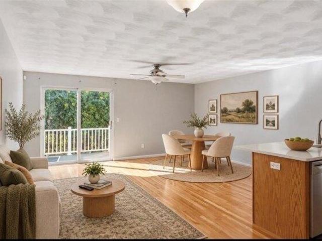 House for sale in Twin Rivers Beach, North Providence