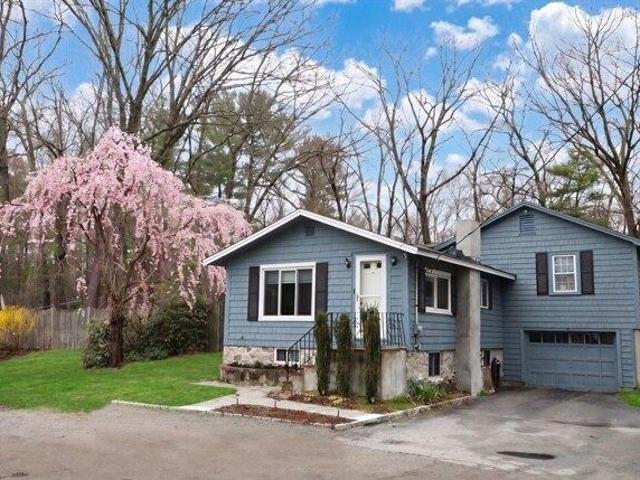 House for sale in North Reading, Massachusetts