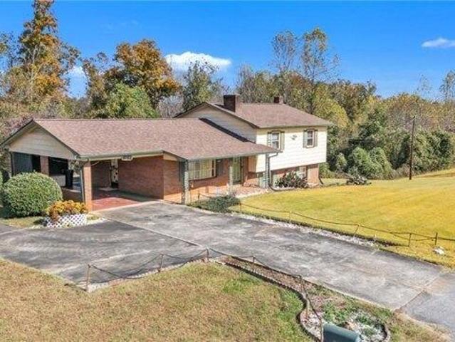 House for sale in Millers Creek, North Carolina