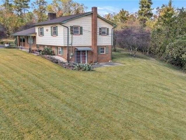 House for sale in Millers Creek, North Carolina