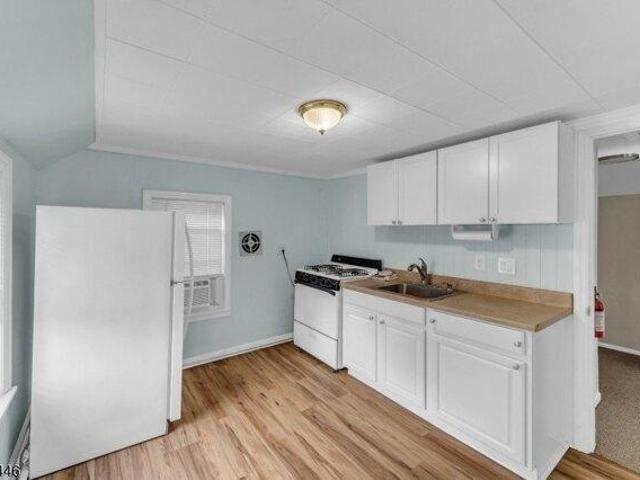 House for sale in Northvale, New Jersey