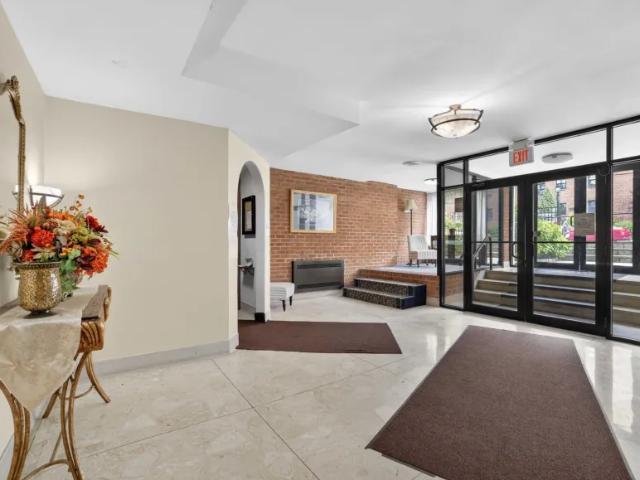 House for sale in Mount Vernon, New York