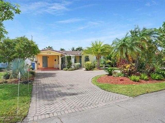 House for sale in Oakland Park, Florida