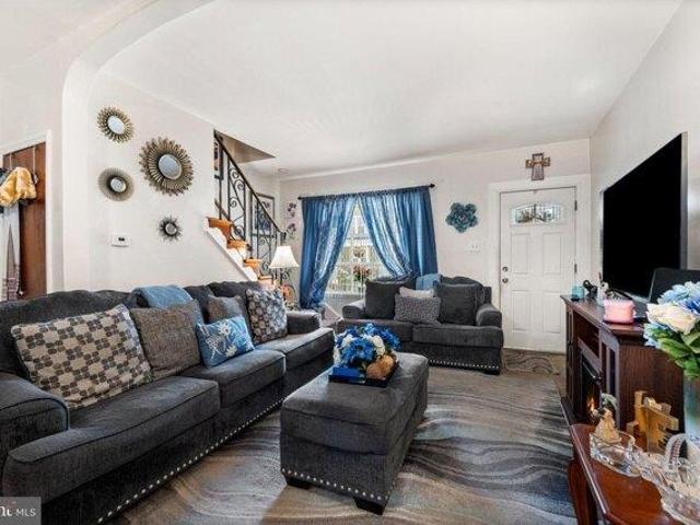 House for sale in Woodlynne, Oaklyn