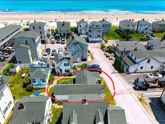 House for sale in Maine