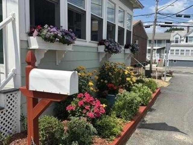 House for sale in Maine