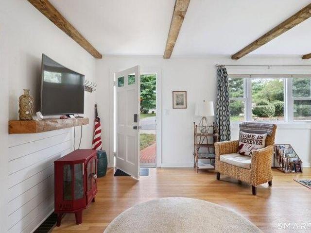 House for sale in Old Saybrook, Connecticut